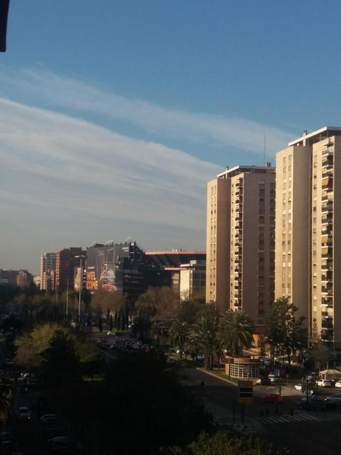 Hotel Mestalla Paradise Valencia Exterior foto